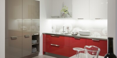 Das Bild vergrößert sich bei Drauf-Klick!