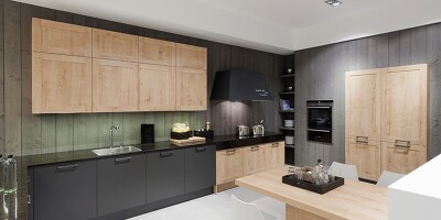 Beton, Holz, Edelstahl und Kunststoff wurden in dieser offenen Wohnküche ausgefallen kombiniert. Klicken vergrößert!